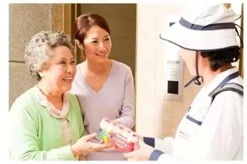 一個單品賣了82年，定價2塊2，中國每天500多萬瓶銷量……3