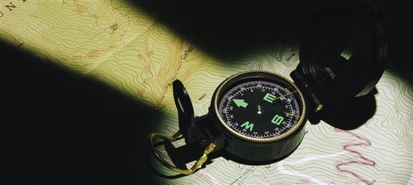 這是比較早的汽車導航:純機械定位 超好用10